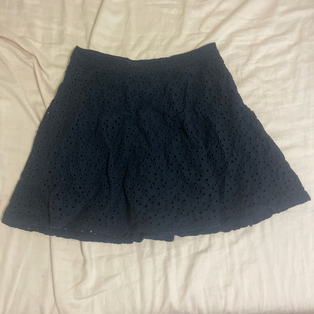 hollister navy blue eyelet skirt
